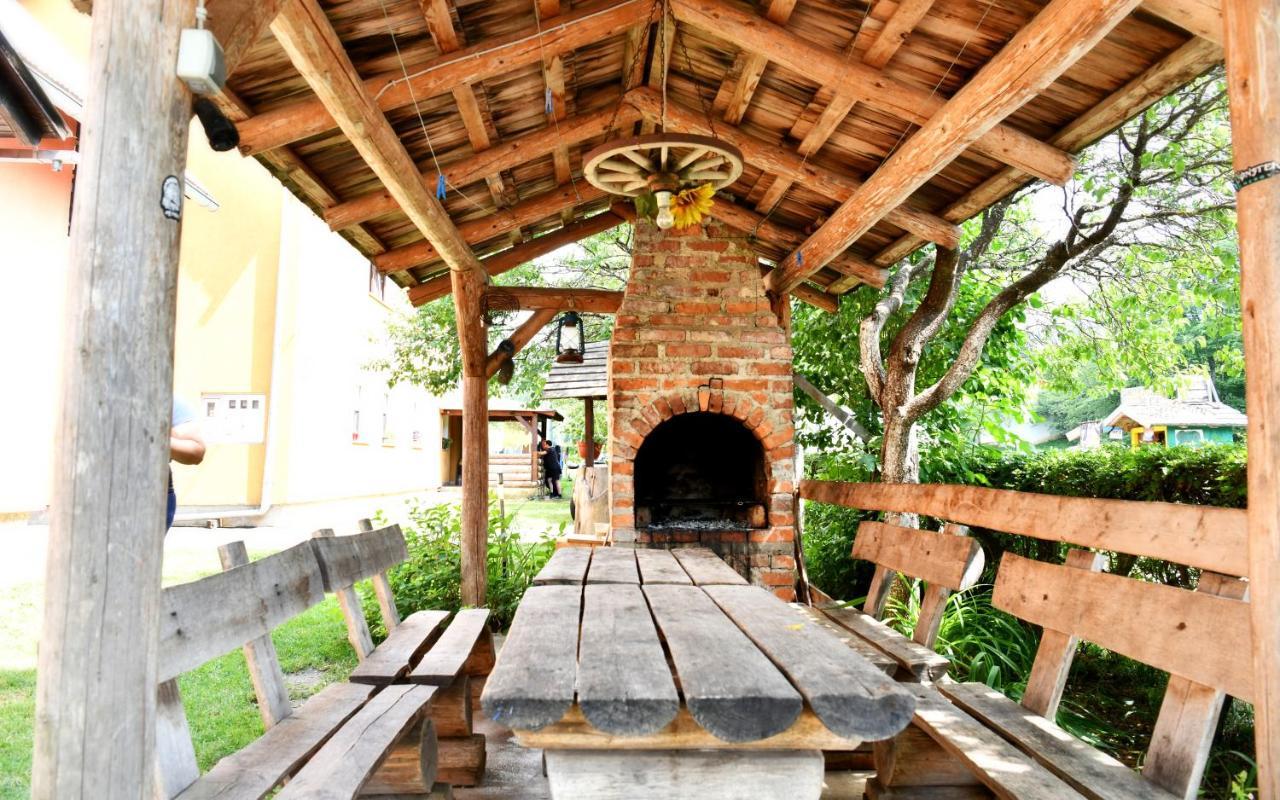 Apartments Matovina Saborsko Экстерьер фото